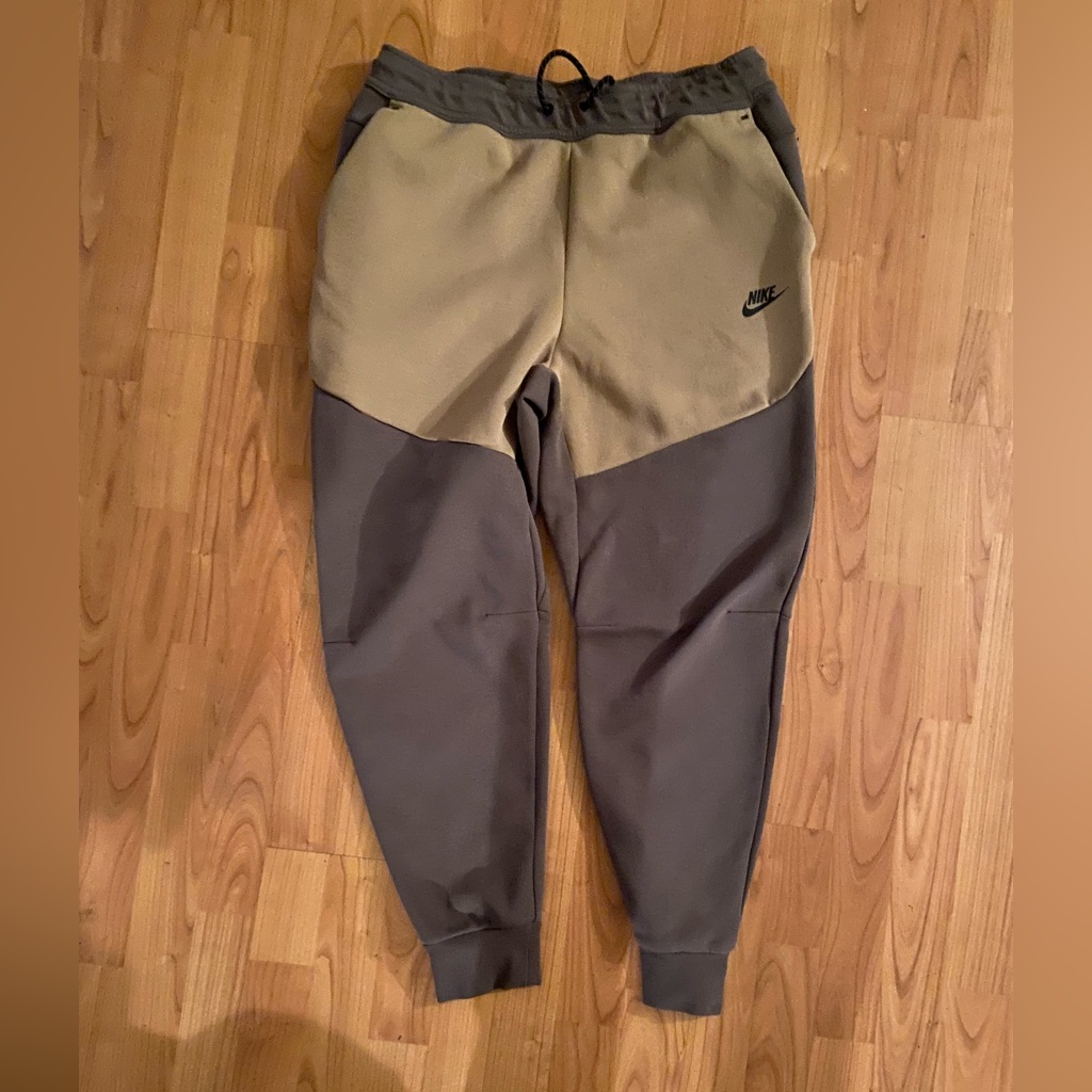Brand New Nike Tech